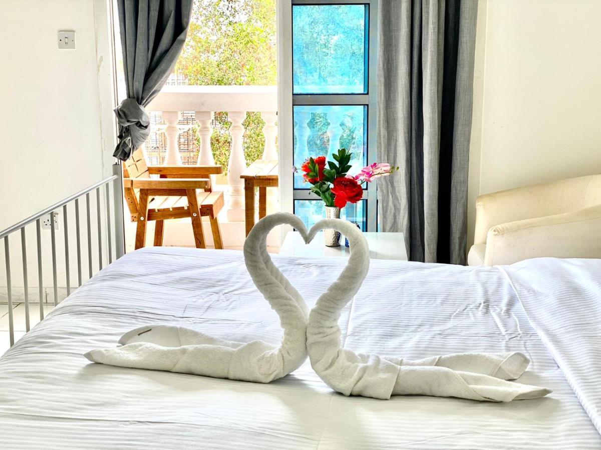 Comfortable Private Rooms In Compound Housing ดูไบ ภายนอก รูปภาพ